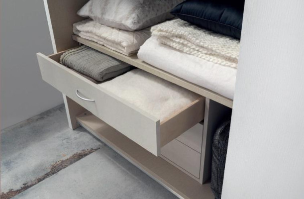 Kleiderschrank Designer Kleiderschränke Möbel Holz Wandschrank Schrank Spiegel