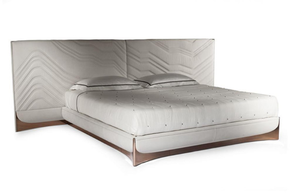Elegantes DoppElegantes Doppelbett luxuriöses Schlafzimmerbett stilvolles Bett