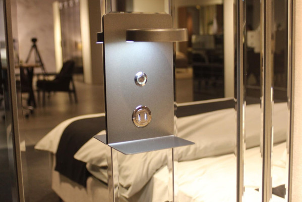 Bett 2x Nachttische Bank Design Schlafzimmer Set 4tlg Luxus Möbel Neu