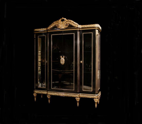 Schwarze Klassische Esszimmergarnitur Esstisch 4x Stühle Vitrine 7tlg