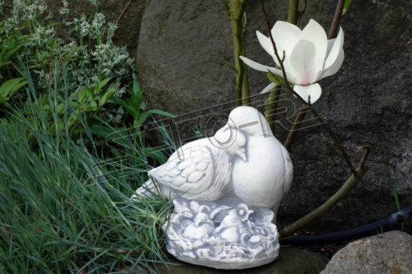Tauben Nest Garten Figur Statue Figuren Statuen Skulptur Dekoration