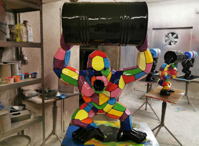 Designer Figur Statue Moderne Figuren Statuen Dekoration Deko Gorilla Garten Neu