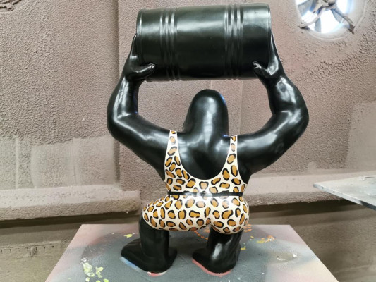 Designer Figur Statue Moderne Figuren Statuen Dekoration Deko Gorilla Garten Neu