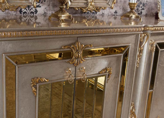 Hochwertige 7-teilige Esszimmermöbel im goldenen Stil