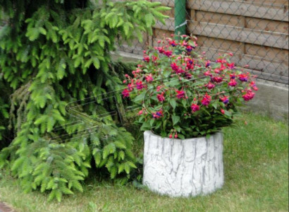 Blumenkübel Pflanz Kübel Natur Dekoration Vasen Garten Figur Blumentöpfe