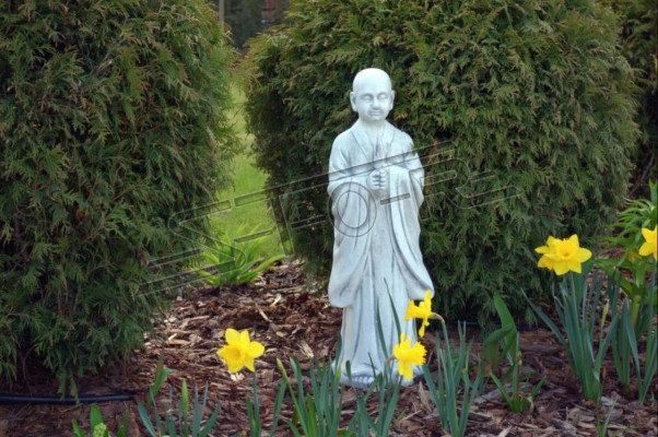 Buddha Skulptur in Steinoptik. Große Dekorative Skulptur für Garten Figur