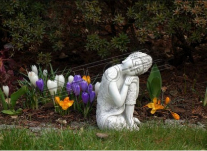 Dekorative Buddha Skulptur in Steinoptik. Große Skulptur für Garten Figur