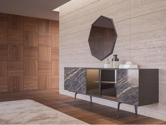 Luxus Esszimmer Komplett Esstisch 4x Stühle Einrichtung Sideboard mit Spiegel