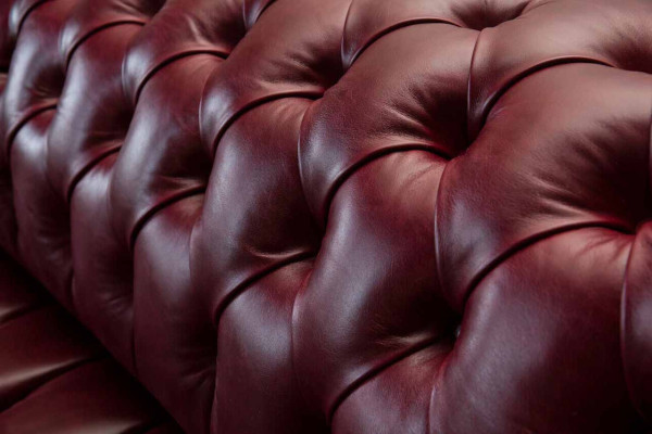 Modern Design Sofa 4 Sitzer Couch Luxus Klassische Leder Chesterfield Sofas