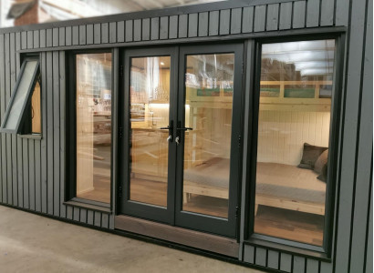 Campinghaus Gartenhaus Häuschen Holzhaus Ferienhaus Luxus 490cm Camping