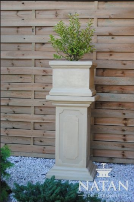 Blumenkorb Blumenkasten Blumen Gefäss Dekoration Statue Figuren Garten Terrasse