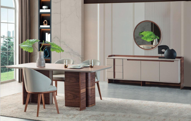 Exklusive Esszimmer Möbel Robuster Esstisch Designer Sideboard Stühle