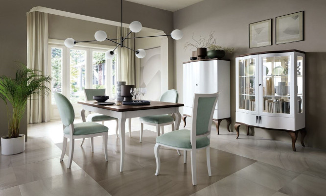 Klassischer Esstisch Garnitur Tisch Holz Esszimmer 4x Stuhl Stühle Set