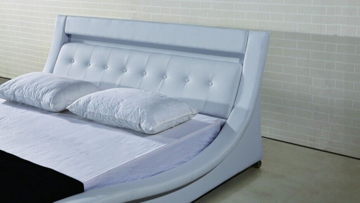 Lederbett Polsterbett Bett Betten Leder Leder Polster Ehe mit Belechtung