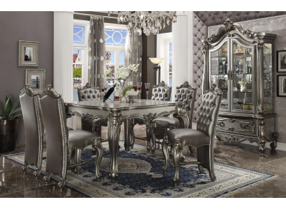 Klassische Graue Esszimmerambiente Designer Quadratischer Esstisch Leder Chesterfield Stühle 7tlg.