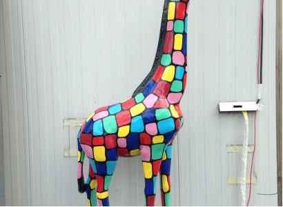 Design Wohn Deko Skulpturen Statuen Figuren Abstrakte Giraffe Figur Dekoration