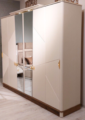 Set Schlafzimmer Bett Luxus Kleiderschrank 2xNachttische Design Schminktisch