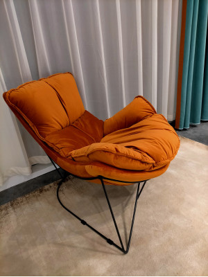 Luxus Stuhl Polster Cocktail Relax Lounge Club Stühle Möbel Design Sessel Orange