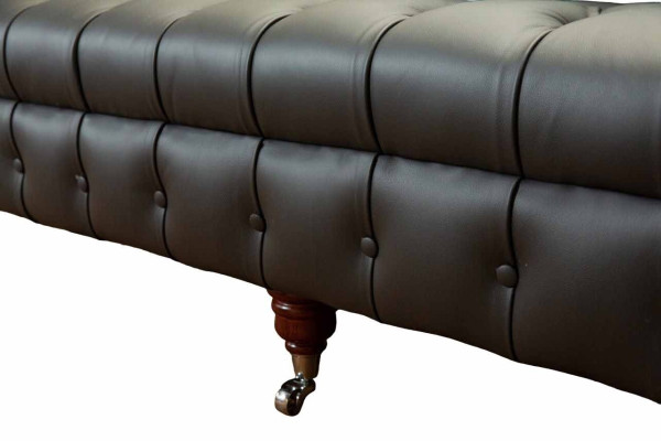 Luxus Viersitzer Sofa 4 Sitzer Wohnzimmer Chesterfield Englische Stoff Design