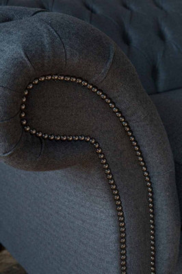 Design Sofa 4 Sitzer Couch Textil Polster Klassische Sofas Chesterfield