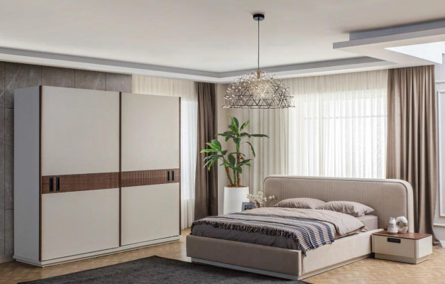 Großes Beiges Textil Doppelbett Holz Kleiderschrank Moderne Nachttische