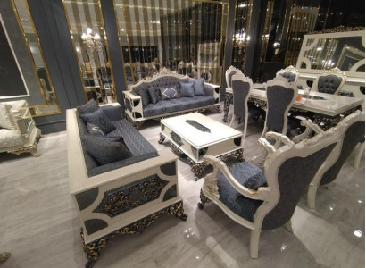 Luxuriöses Wohnzimmer Set 2x 3-Sitzer Sofas, zwei Sesseln und Couchtisch