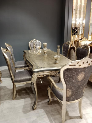 Exquisites Esszimmer Möbel luxuriösen Esstisch + 4x Tisch Stühle Gold