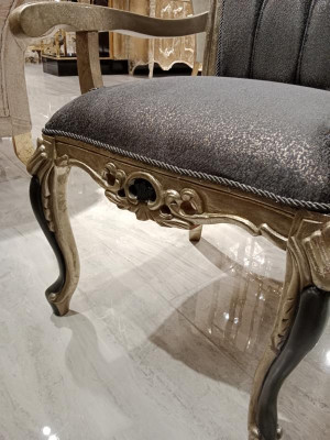 Exklusiver Chesterfield Esszimmer Stuhl Gemütlicher Stuhl Holz Textil Esszimmer Stühle