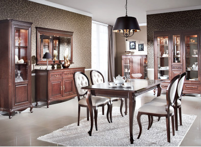 Luxuriöse Essgarnitur für das Wohnzimmer im einzigartigen italienischen Stil