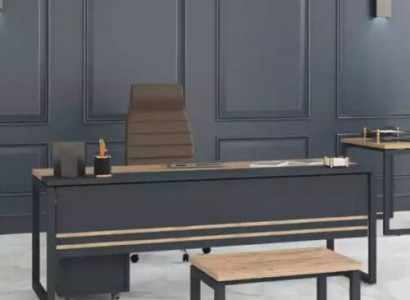 Büromöbel Schreibtisch Arbeitszimmer Braun Tisch Neu Design Tische