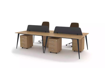 Großer Brauner Schreibtisch Arbeitsplatzmöbel Arbeitsplatzausstattung