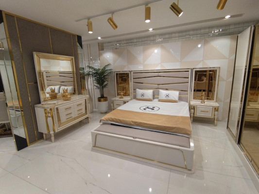 Modern Schlafzimmer Set Bett 2x Nachttische Kommode mit Spiegel Schrank Neu