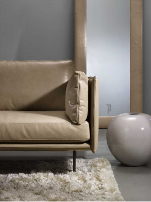 Luxus Dreisitzer Prianera Couch Relax Polster Möbel Beige Couchen Sofas Leder