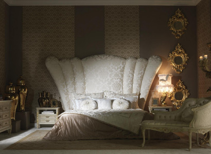 Chesterfield Großes Bett Kopfteil Bett Polsterung Hotelbett Farbe Weiß Klassisch