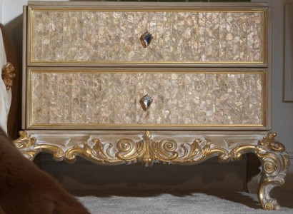 Nachttische, Gruppenbetten, Holzmöbel aus, wohnzimmertauglichem Material klasika