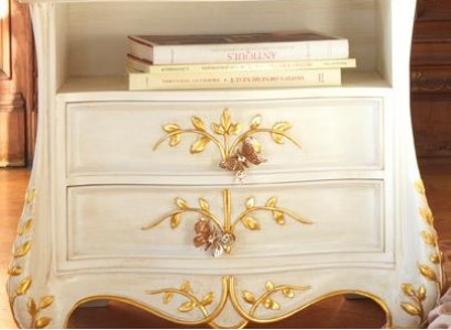 Klassischer Nachttisch Echtholz Tische Italienische Möbel Einrichtung Tisch Neu