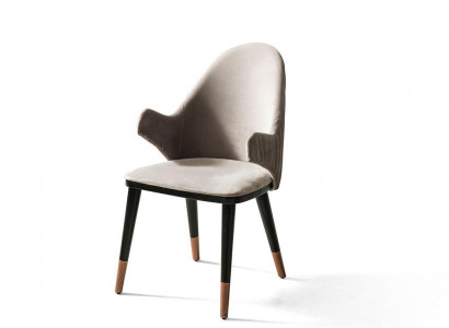 Exklusive Beige Stuhl mit Holz Schwarz Füße Design Esszimmer Neuheit