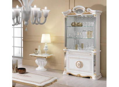 Vitrine Italienische Luxus Möbel Vitrinen Kommodenschrank Glas Design Schrank