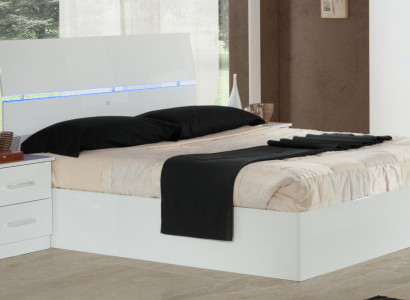 Doppelbett Bett 2x Nachttische Holz Design Betten Modern Stil 3tlg. LED Licht