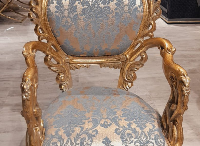 Barock Sessel Einsitzer Couch Französischer Stuhl Geschnitzten Beinen