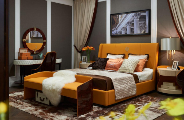 Schlafzimmer 7tlg. Set Luxus Möbel Bett Hocker Spiegel Nachttisch Bettgestelle