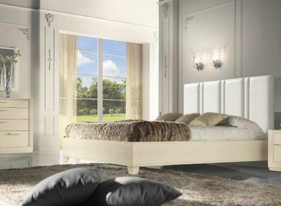 Garnitur Set Schlafzimmer Bett Nachttisch Kommode Spiegel Luxus Holz Design 5tlg