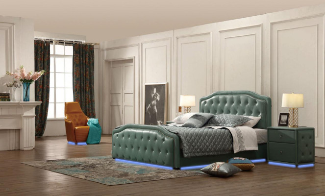 Modernes Design Hotel Bett XXL Betten Luxus Doppel Leder Chesterfield 180x200cm