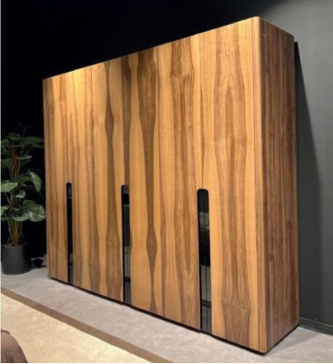 Sechstüriger Kleiderschrank Schrank Holz Möbel Schlafzimmer xxl Holz