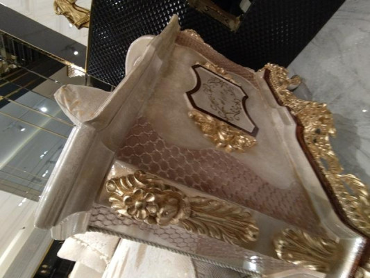 Sofagarnitur 3+1 Sitzer Sofa Set Komplett Textil Holz Wohnzimmer Luxus Sofa Neu