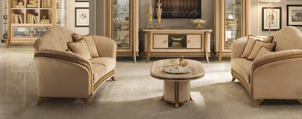 Italienische Möbel Sofa Garnitur Gruppe Klassische Sitz Garnituren 3+3 Sitzer