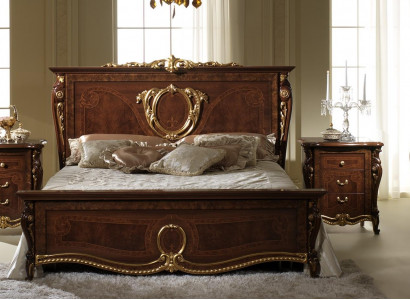 Klassische Holz Schränke Garderoben Schlafzimmer Kleider Schrank Barock Rokoko