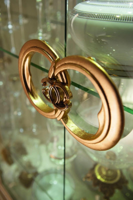 Vitrine Vitrinen Schrank Glasschrank Wohnzimmer Regal Rokoko Barock Echtes Holz