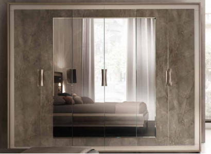 Klassischer Antik Stil Kleiderschrank Schrank Holz Garderobe Schlafzimmer Neu