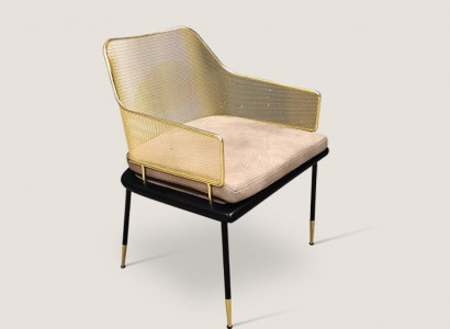 Luxuriöser Einsitzer Designer Sessel mit Edelstahl Elementen Neue Stühle